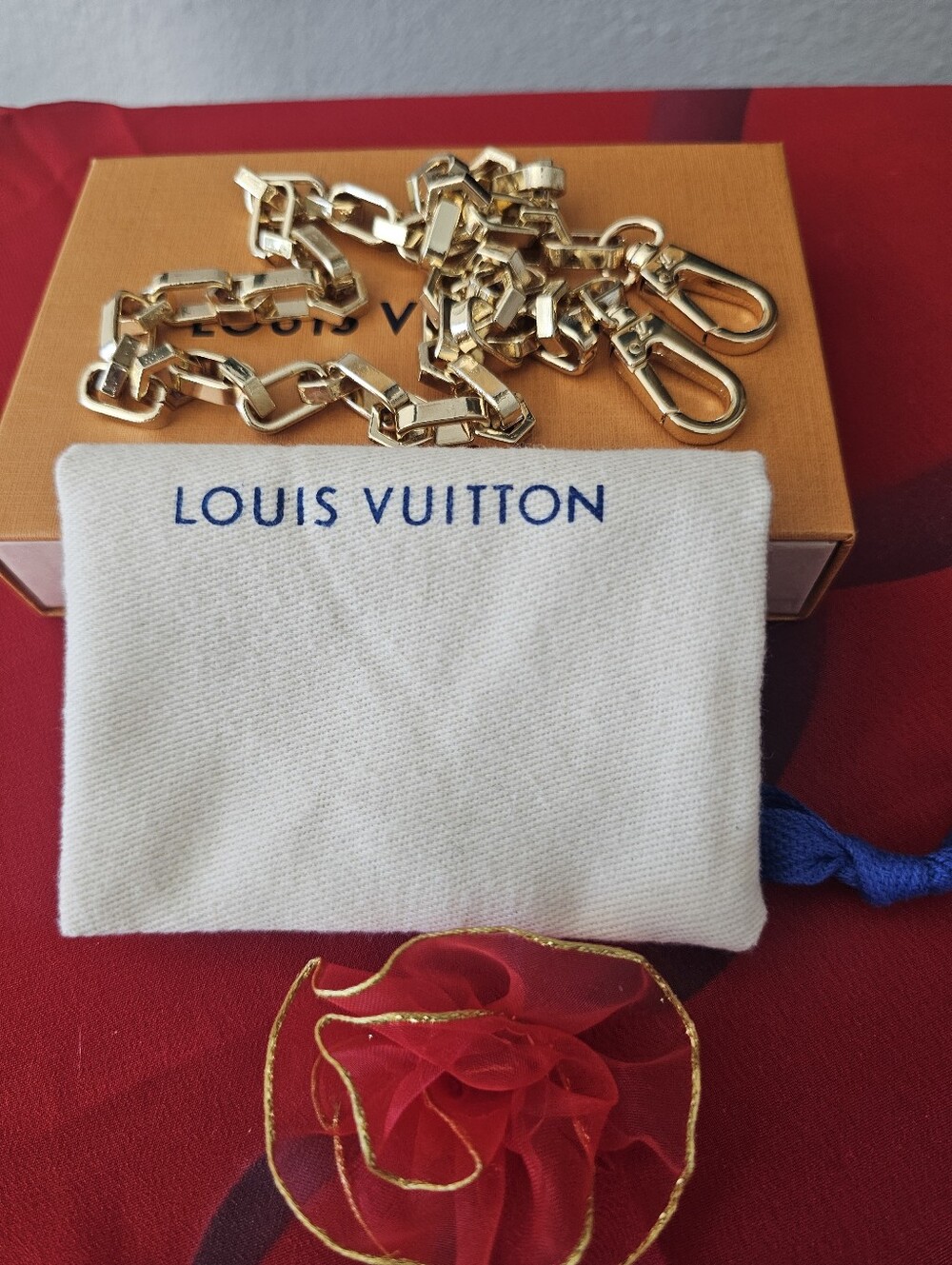 💯AUTHENTIC LOUIS VUITTON CHAIN STRAP